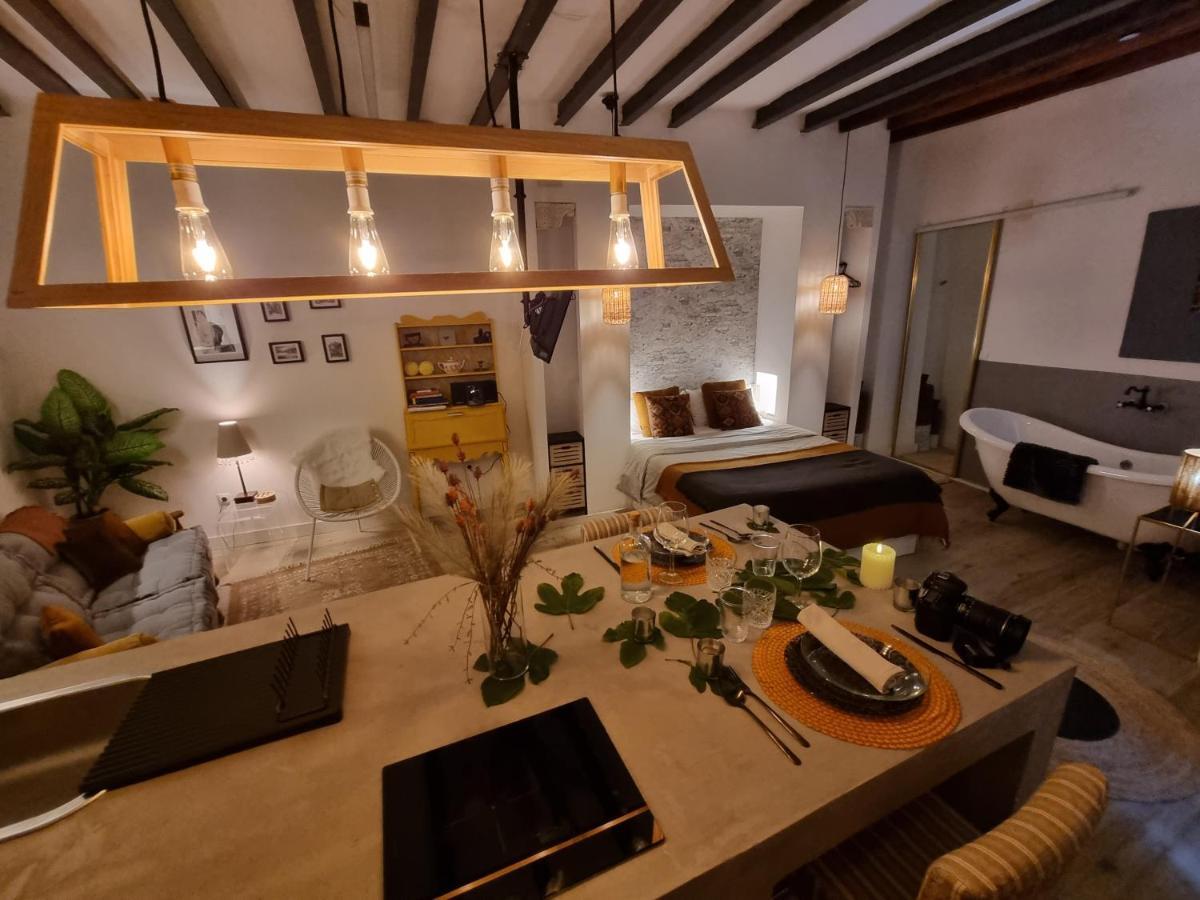 Lofts Amantes De Toledo -Loft Sagrario Apartment Luaran gambar